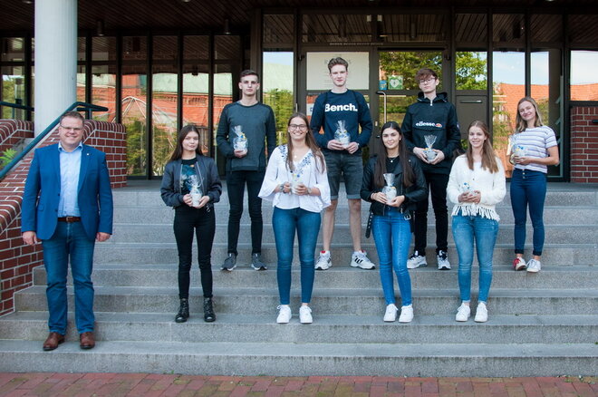 FSJler an den Lohner Schulen