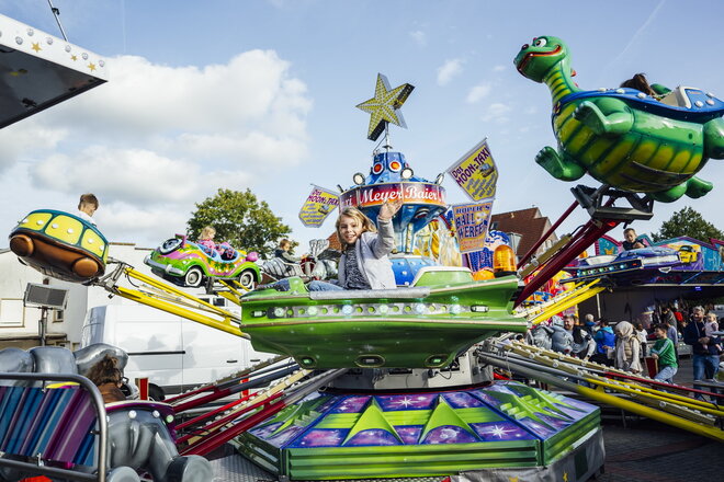 Buntes Treiben auf dem Frühjahrsmarkt
